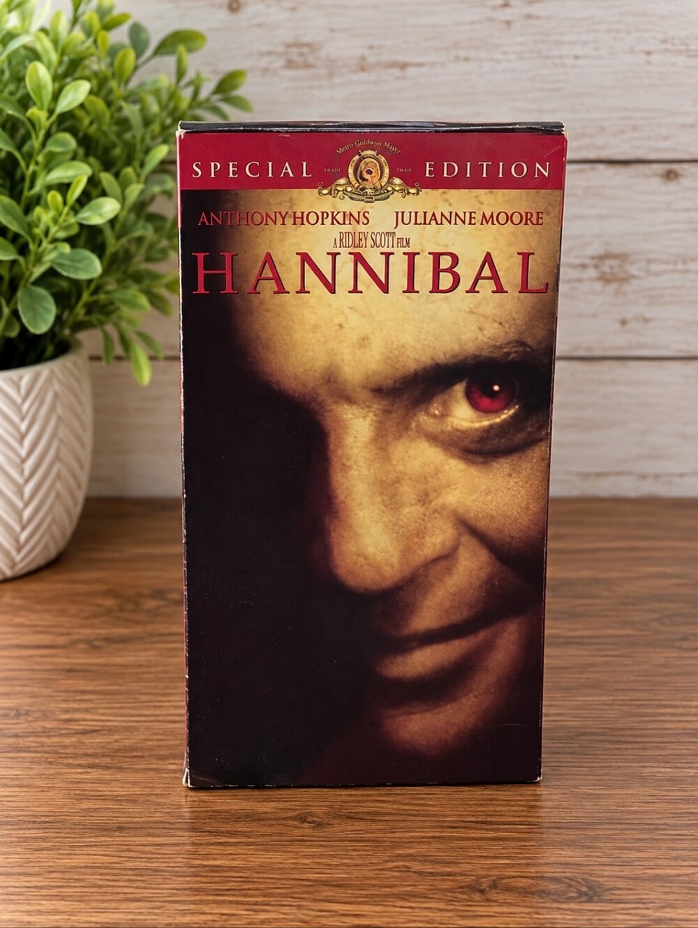 Hannibal VHS Tape (2001) – Horror/Crime Thriller